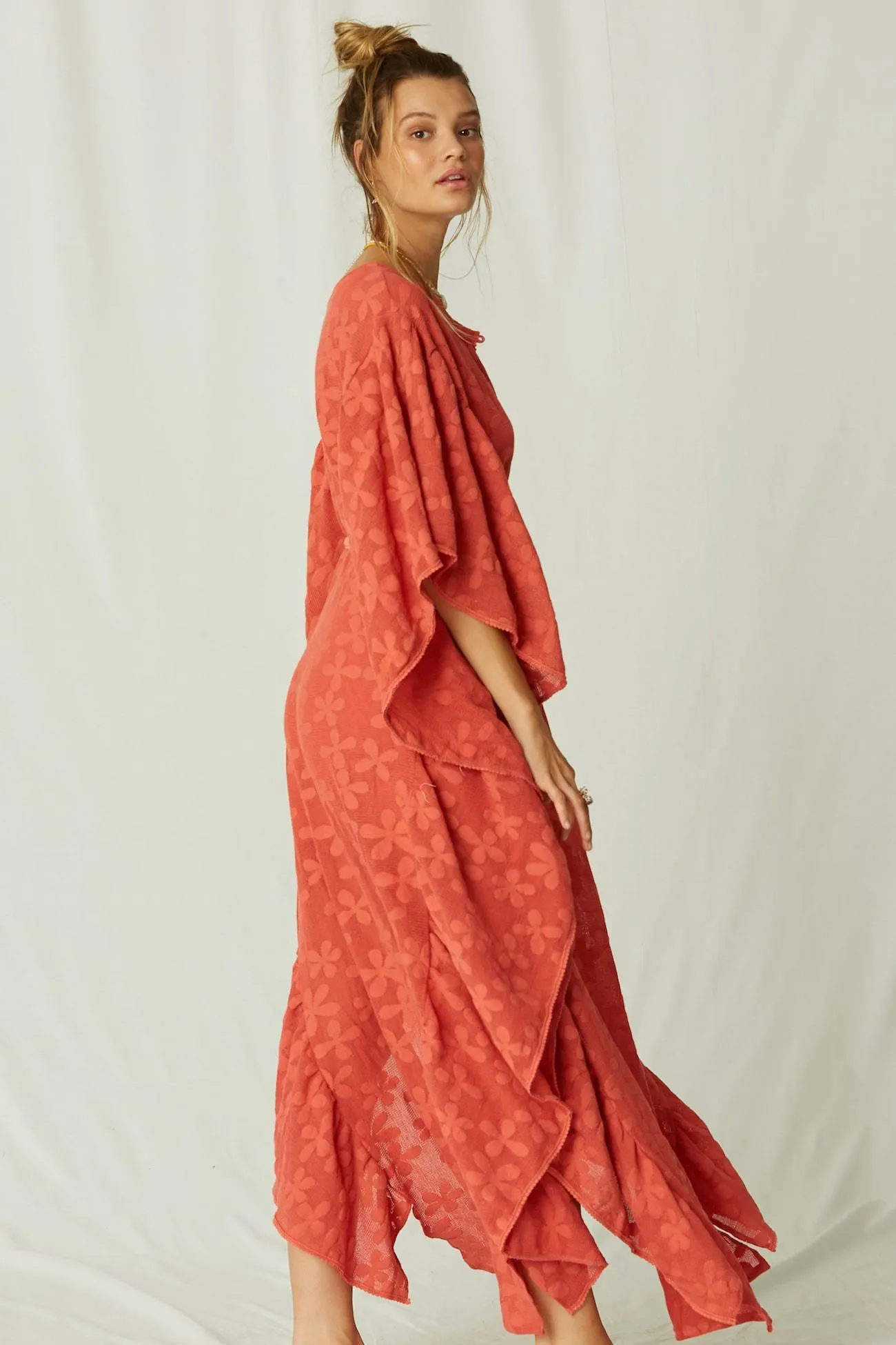 Copacabana Kaftan in Coral